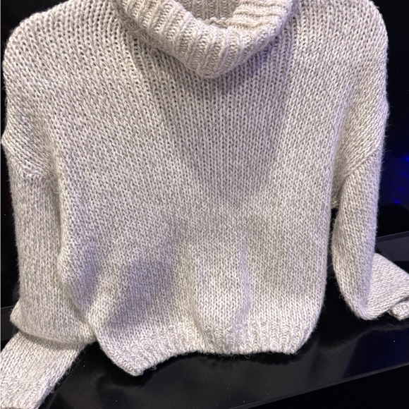H&M Soft Knit Gray Turtleneck Sweater - Picture 2 of 6